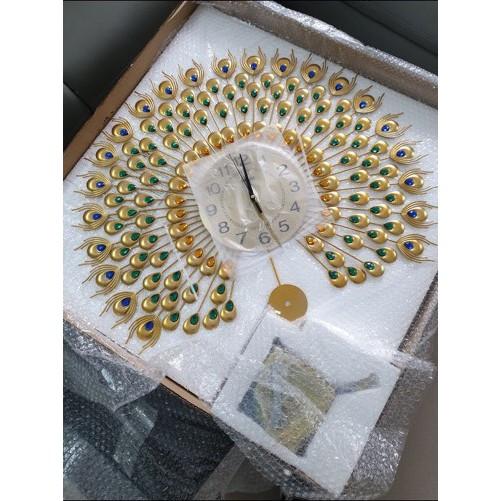 Đồng hồ treo tường GCLOCK loại to KT 65x75 cao cấp làm từ kim loại sơn tĩnh điện chạy máy kim trôi chuẩn