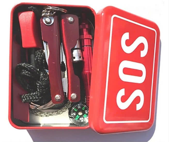 Bộ Dụng Cụ Sinh Tồn SOS 6 Món Gồm Kìm Đa Năng Dây Cưa Còi La Bàn Đánh Lửa Thép Đa Năng - Henrysa