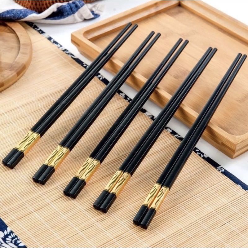 Đũa Mạ Vàng Hàn Quốc Nhựa Đen Nhật Cao Cấp Chống Trơn Chống Mốc Chịu Nhiệt Bộ 10 Đôi