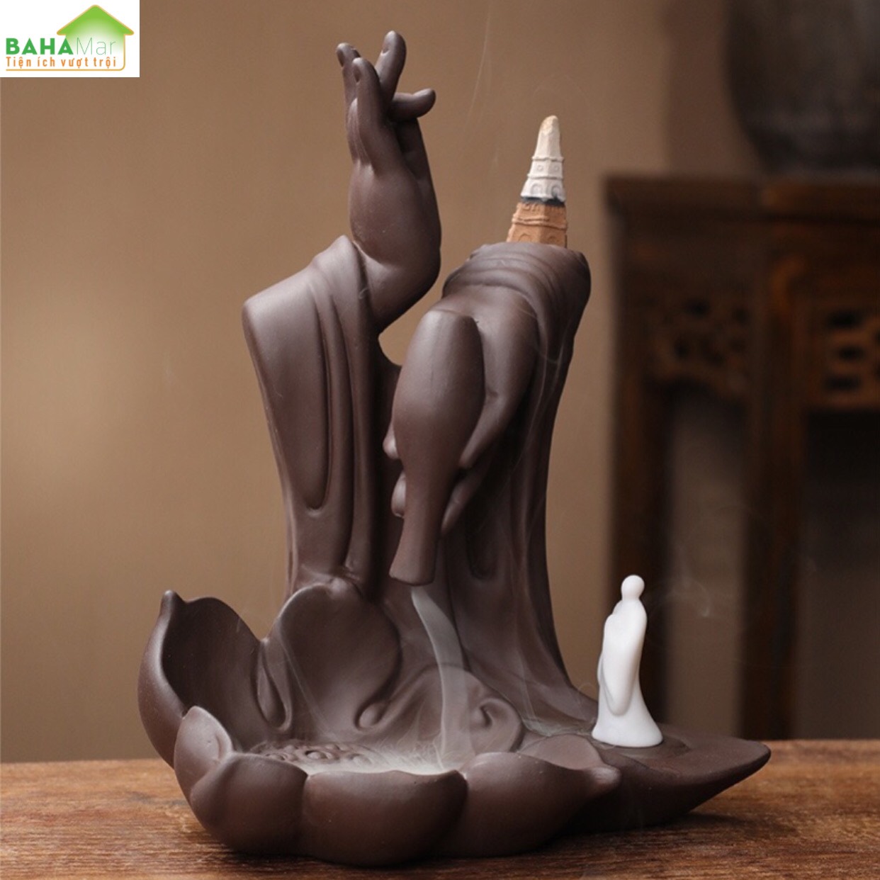 THÁC KHÓI TRẦM HƯƠNG CHẢY NGƯỢC TAY PHẬT TẠO THÁC NƯỚC "BAHAMAR" Sáng tạo vẻ đẹp với phong cách điêu khắc, thú vị và hấp dẫn.