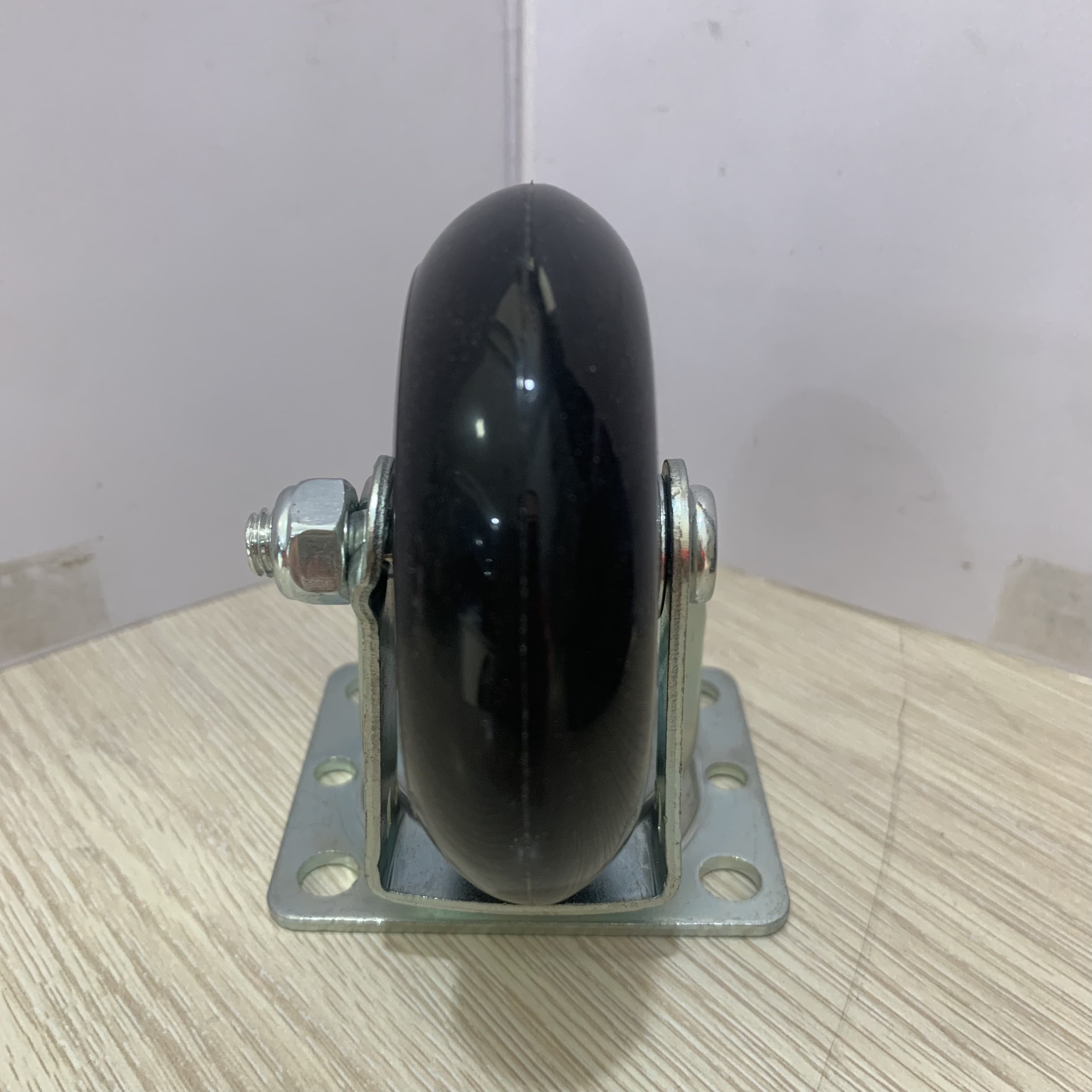 Bánh xe đẩy PU càng thép xoay 75mm - Pareo