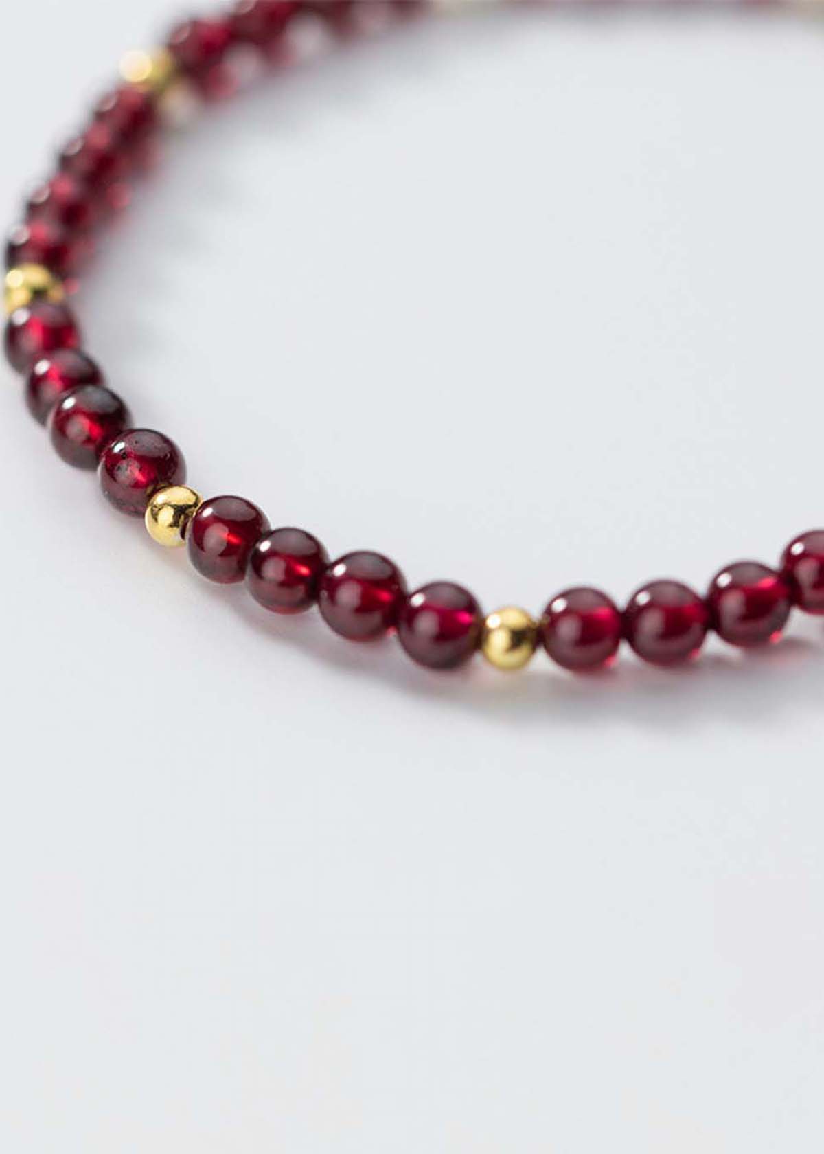 Vòng tay đá Garnet phối bi mạ vàng size hạt 6mm mệnh hỏa, thổ - Ngọc Quý Gemstones