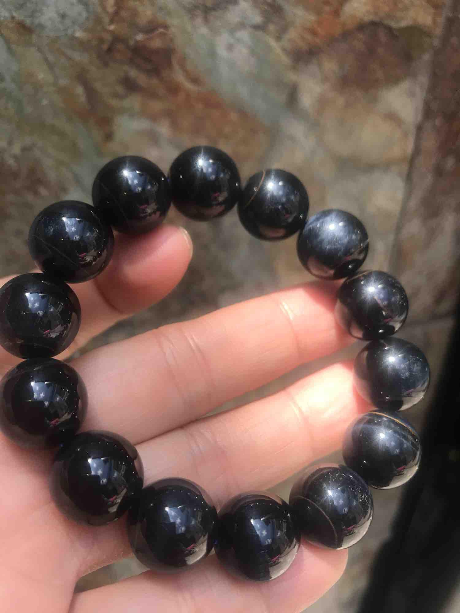 VÒNG TAY PHONG THỦY 14LY ĐÁ THIÊN NHIÊN