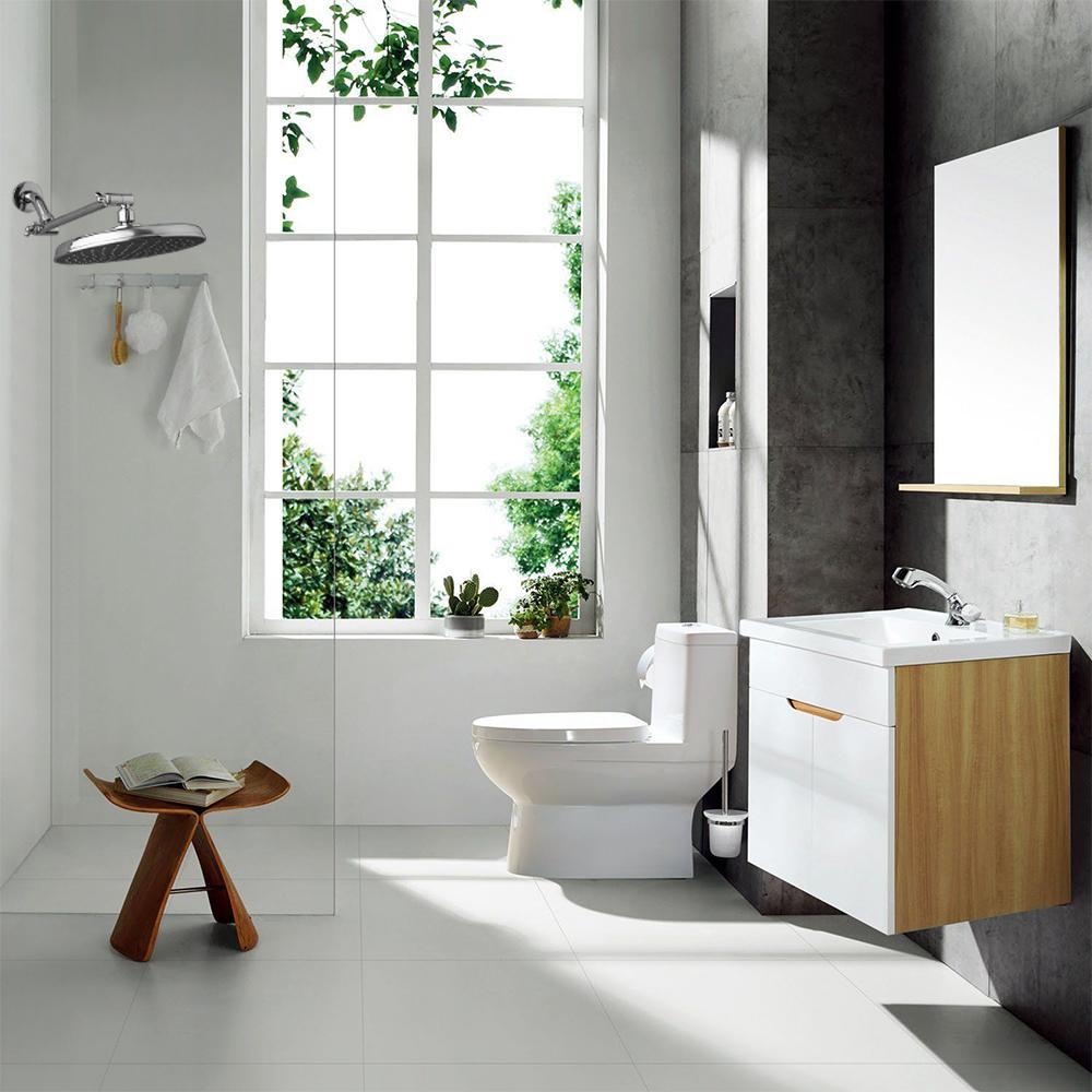 Đầu vòi sen phun mưa với phần mở rộng cánh tay tắm, có thể điều chỉnh độ cao 180 độ,được mạ chrome bền đẹp
