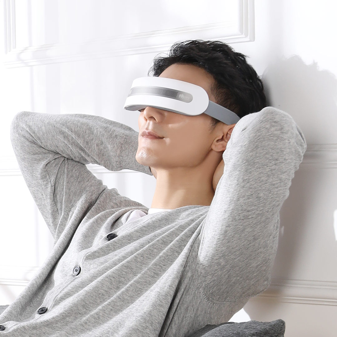 Máy Massage Mắt Vật Lí Trị Liệu Nóng Lạnh Với Công Nghệ Bán Dẫn Kết Hợp Rung Ở Tần Số Cao Với 3 Chế Độ Tùy Chỉnh Linh Hoạt