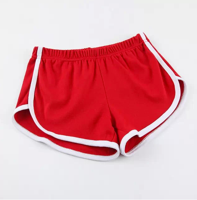 Short nữ kẻ trắng