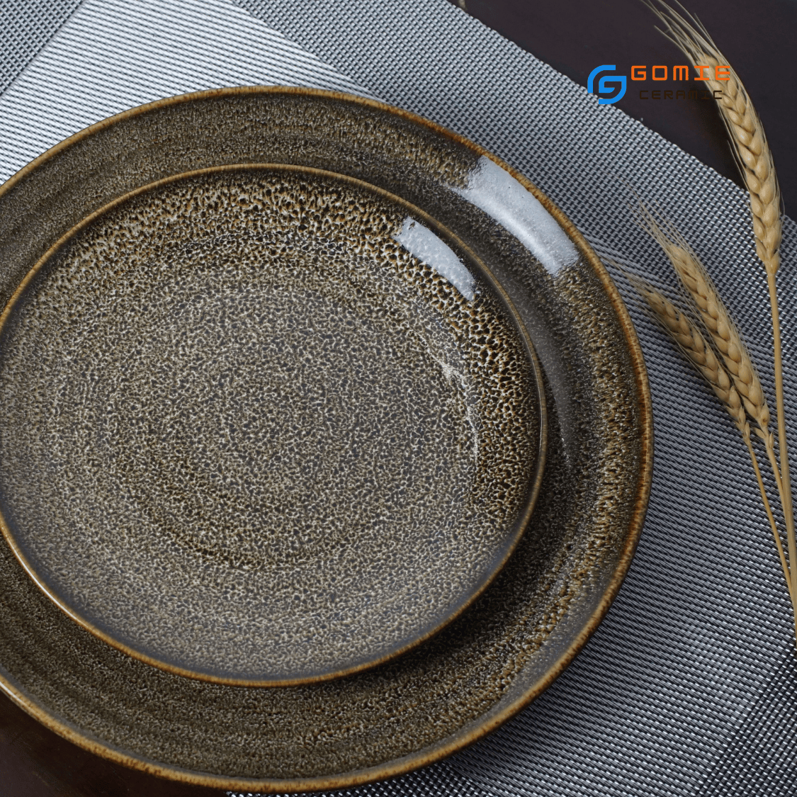 Đĩa tròn men nâu tuyết hỏa biến cao cấp GOMIE BÁT  TRÀNG chuyên dùng cho nhà hàng, khách sạn 5 sao