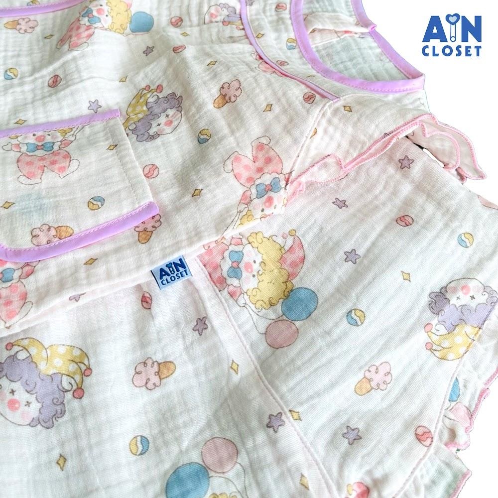 Bộ quần áo Ngắn bé gái họa tiết Chú Hề xô muslin - AICDBGRLYFQQ - AIN Closet