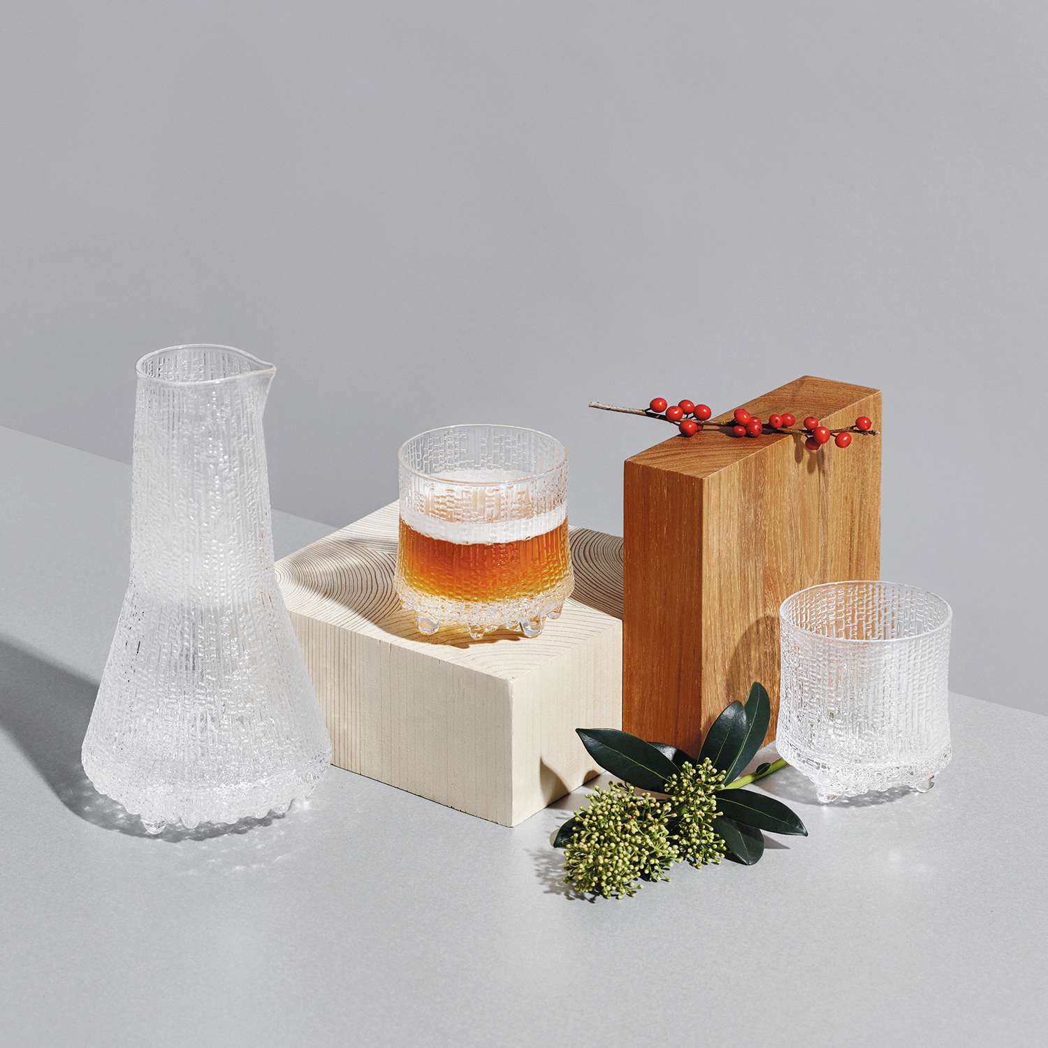 Bình nước thủy tinh cao cấp Ultima Thule Iittala