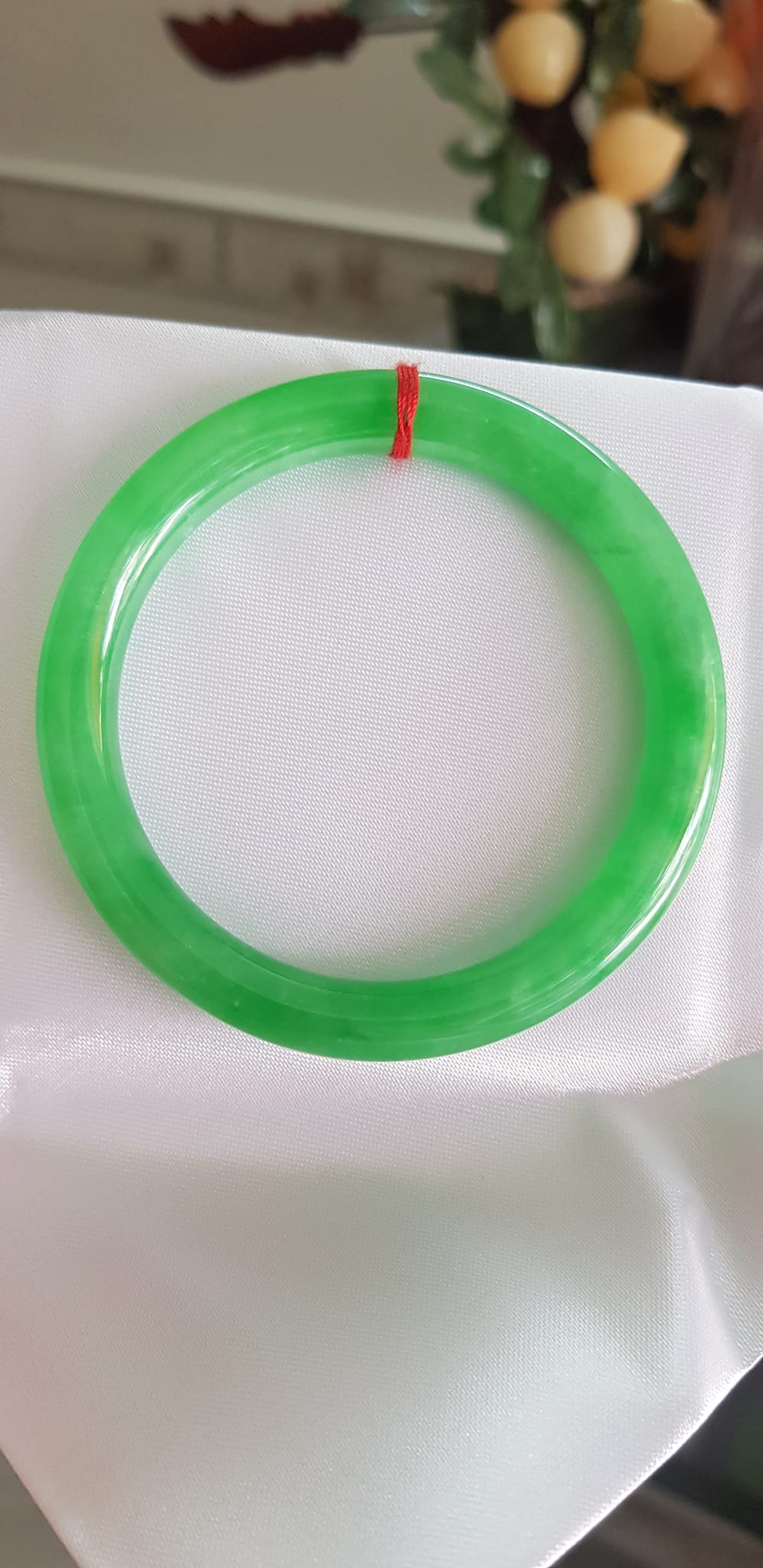 Vòng tay nữ đá cẩm thạch Lý Trong A 55mm x cọng 8mm Màu Xanh lá tươi sáng bóng đều cả vòng rất đẹp Nữ 54kg - 63kg đeo mệnh Mộc mệnh Hỏa mệnh Thủy ạ