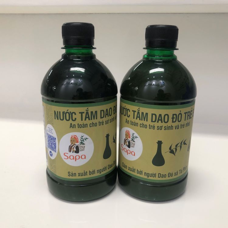 Combo 2 chai Nước Tắm Dao Đỏ cho Trẻ Sơ Sinh và Trẻ Nhỏ