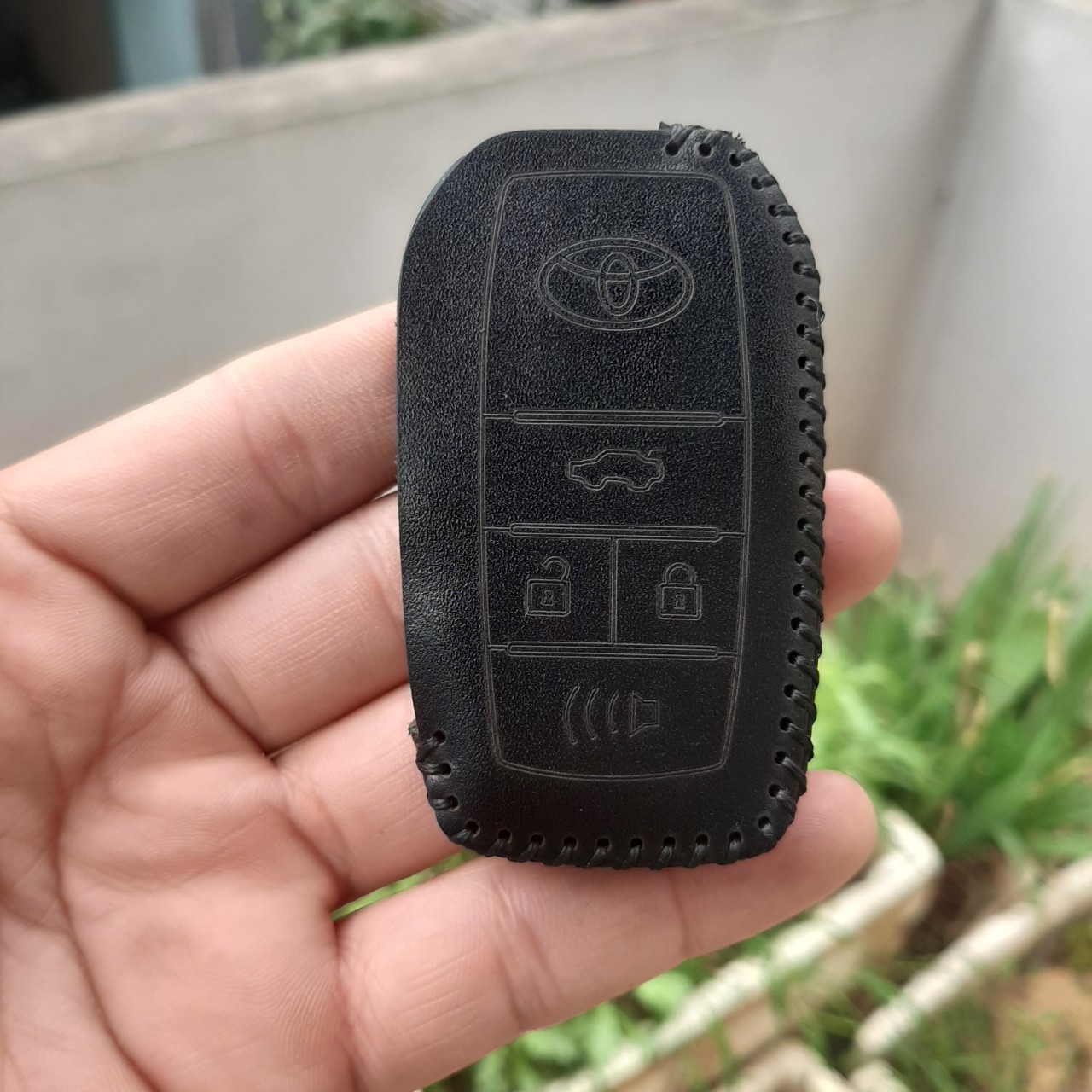 Bao da chìa khóa chìa độ Toyota, chìa như hình (3 nút và 4 nút) . da bò thật. bảo hành 2 năm