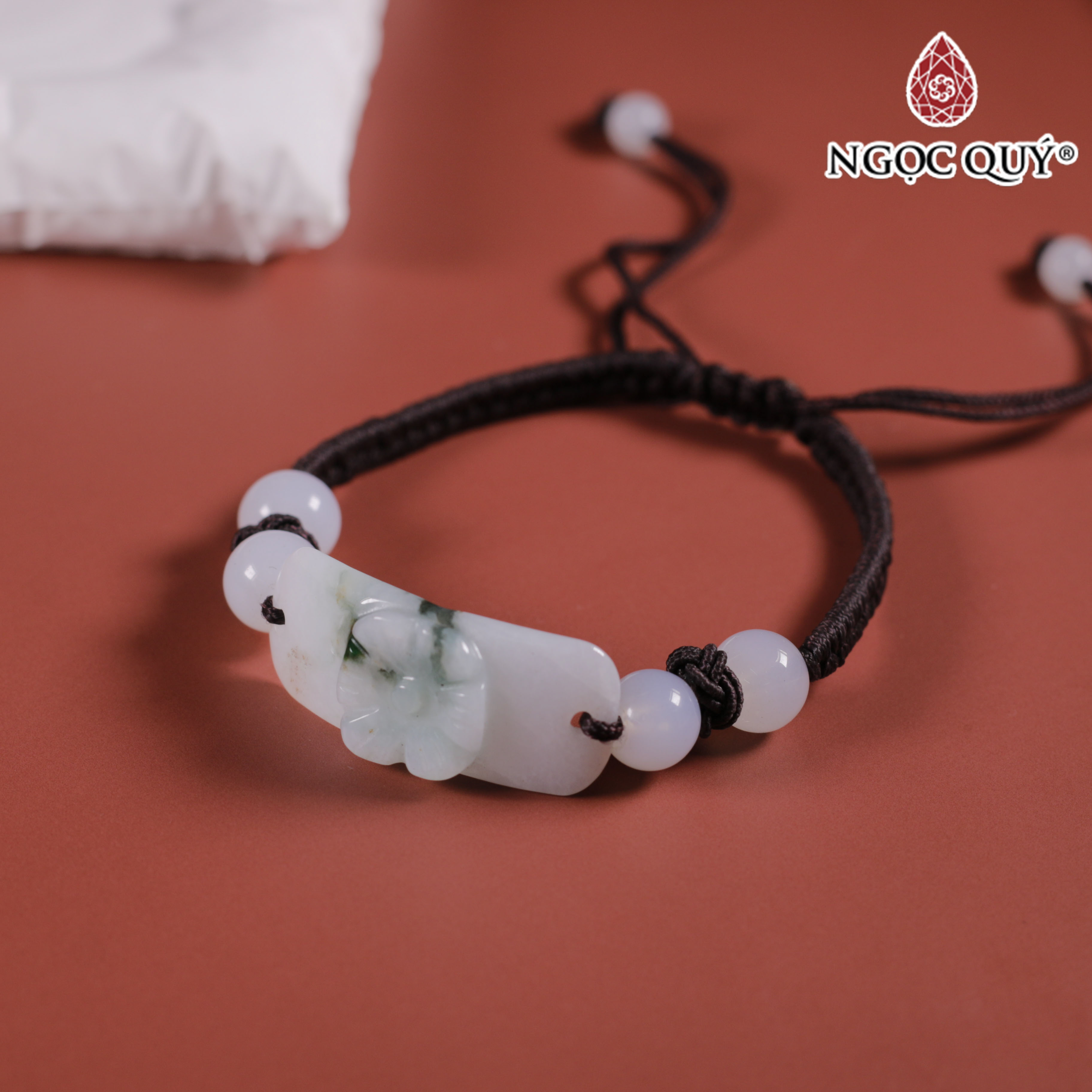 Vòng thắt dây cẩm thạch khắc hoa mệnh hỏa, mộc - Ngọc Quý Gemstones