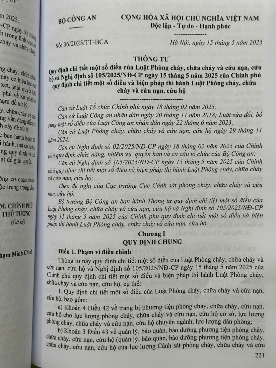 Sách Luật Phòng Cháy, Chữa Cháy Và Cứu Nạn, Cứu Hộ – Hệ Thống Văn Bản Quy Định, Hướng Dẫn Chi Tiết Thi Hành (V2586T)
