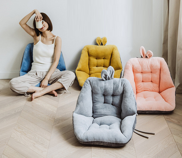 Ghế Lười Tựa Lưng Đệm Bông Tai Thỏ - Giao màu ngẫu nhiên