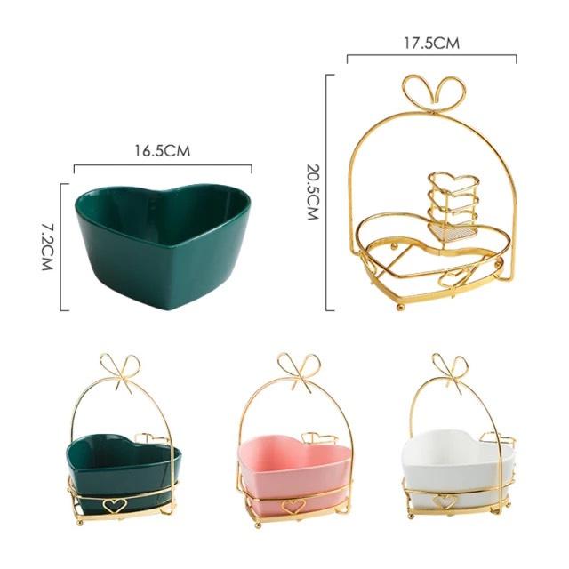 Bát đựng trái cây bằng sứ hình trái tim dễ thương kèm dĩa BP