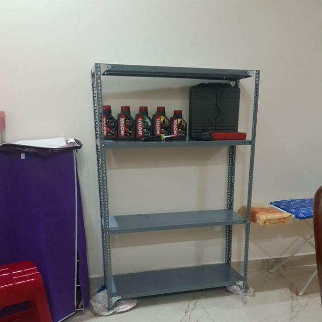 Kệ sắt v lỗ đa năng 4 tầng : dài 1.2m, rộng 0,3m, cao 1.5m