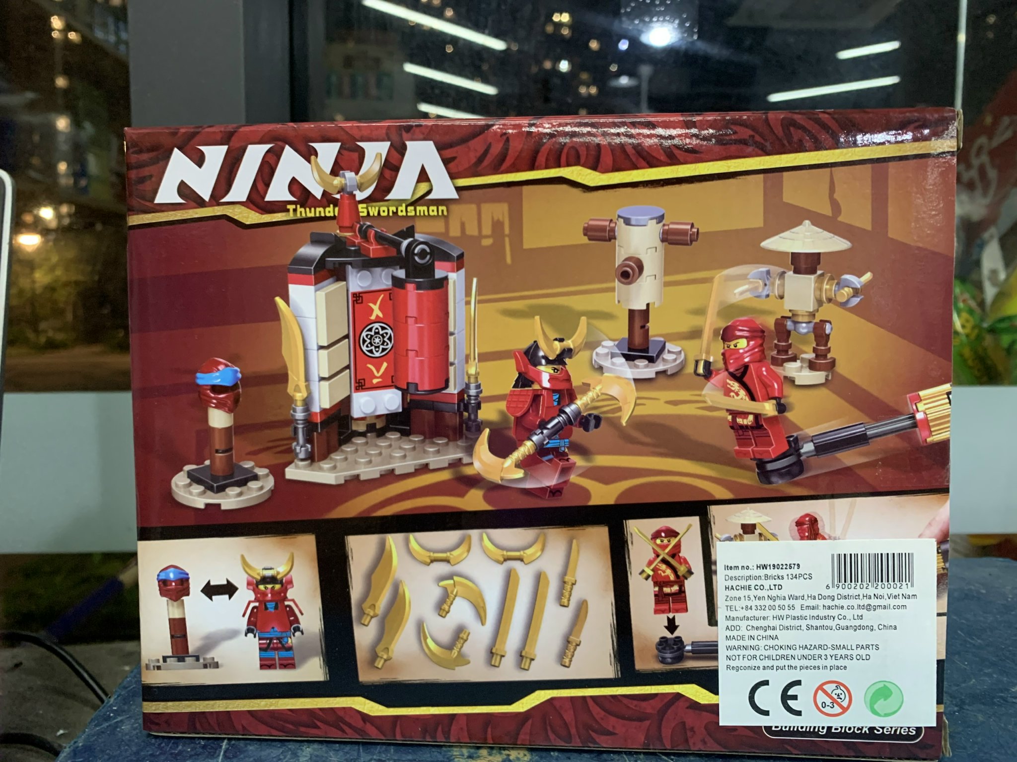 Bộ xếp hình Ninja 134p