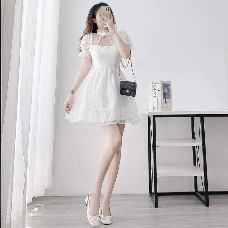 Đầm dự tiệc cổ yếm ren hoa sang trọng Tulip Dress