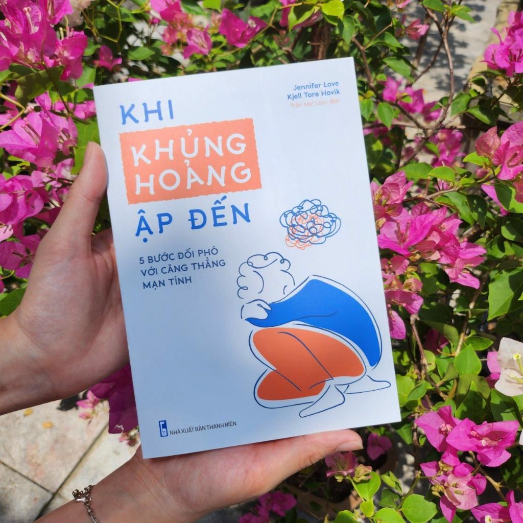 Khi Khủng Hoảng Ập Đến - Bản Quyền