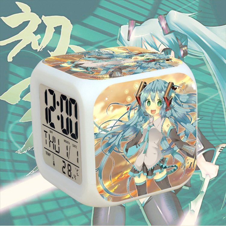 Đồng hồ báo thức để bàn in hình MIKU HATSUNE VOCALOID đèn LED đổi màu anime chibi xinh xắn (MẪU GIAO NGẪU NHIÊN)