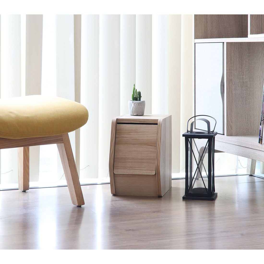 SB Furniture, Looms, Jayden-B Open Box, Solid Oak Color, W20xD30xH30 cm.