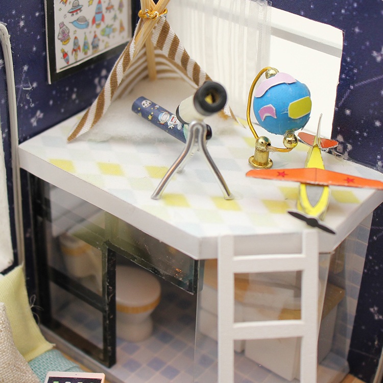 Mô hình nhà DIY Doll House Shining Star Kèm Mica Chống bụi