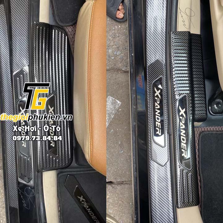 Bộ Ốp bậc cửa, Nẹp bước chân Mitsubishi Xpander vân Carbon