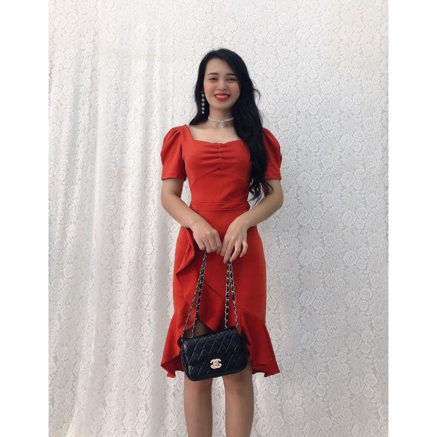 Đầm ôm dự tiệc