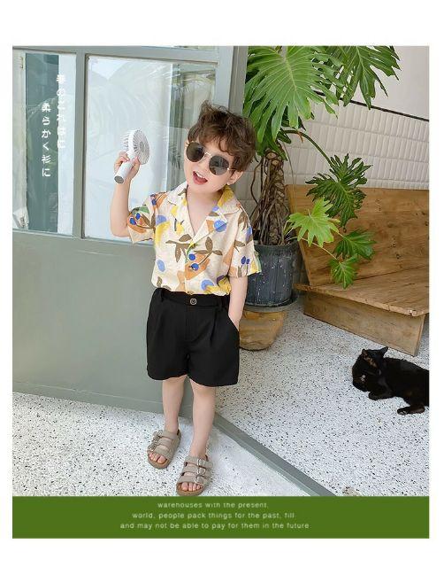 Bộ công tử hoa lá Hawai cho bé trai đi biển phong cách Hàn Quốc cực xinh