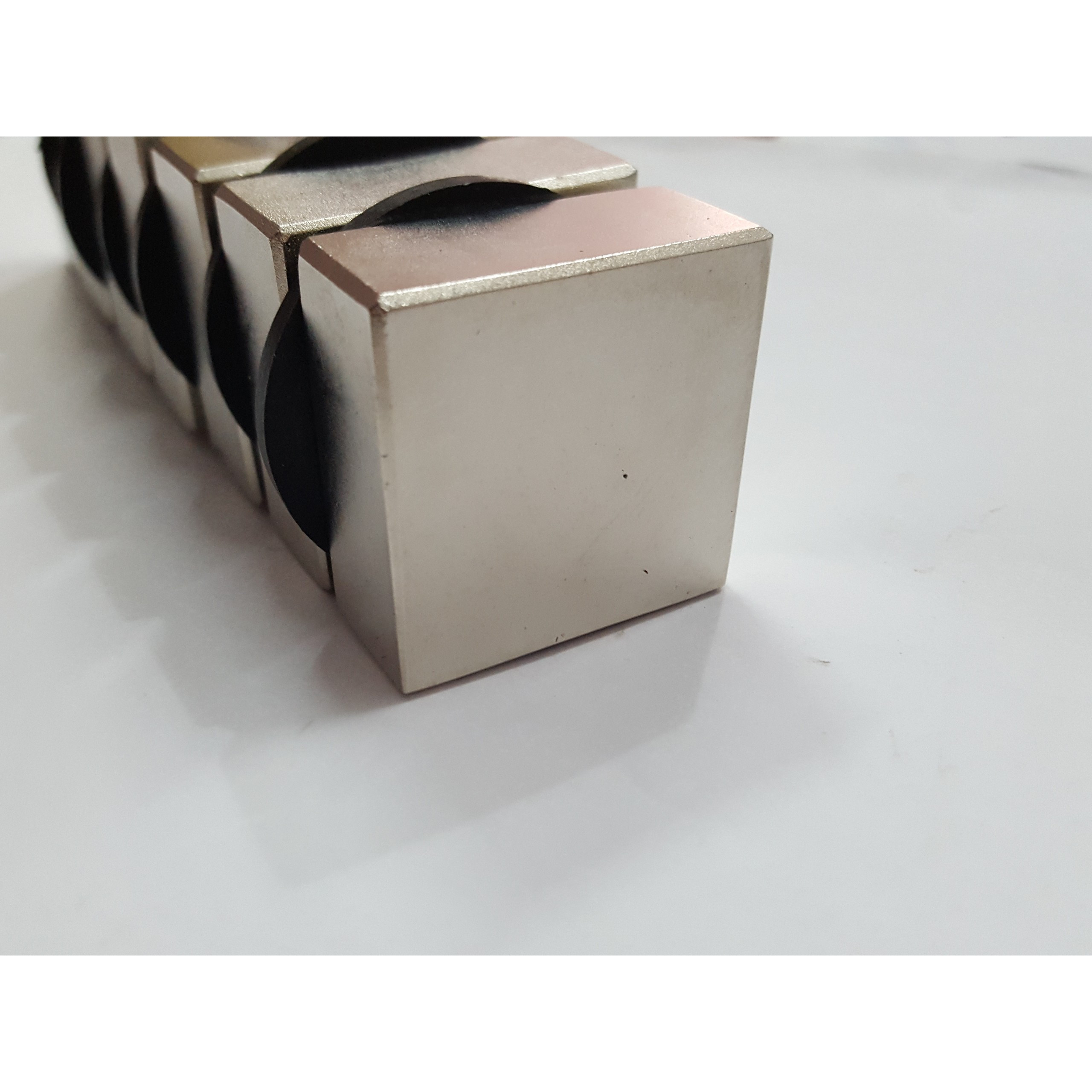 Nam châm viên siêu cường 45x45x22mm