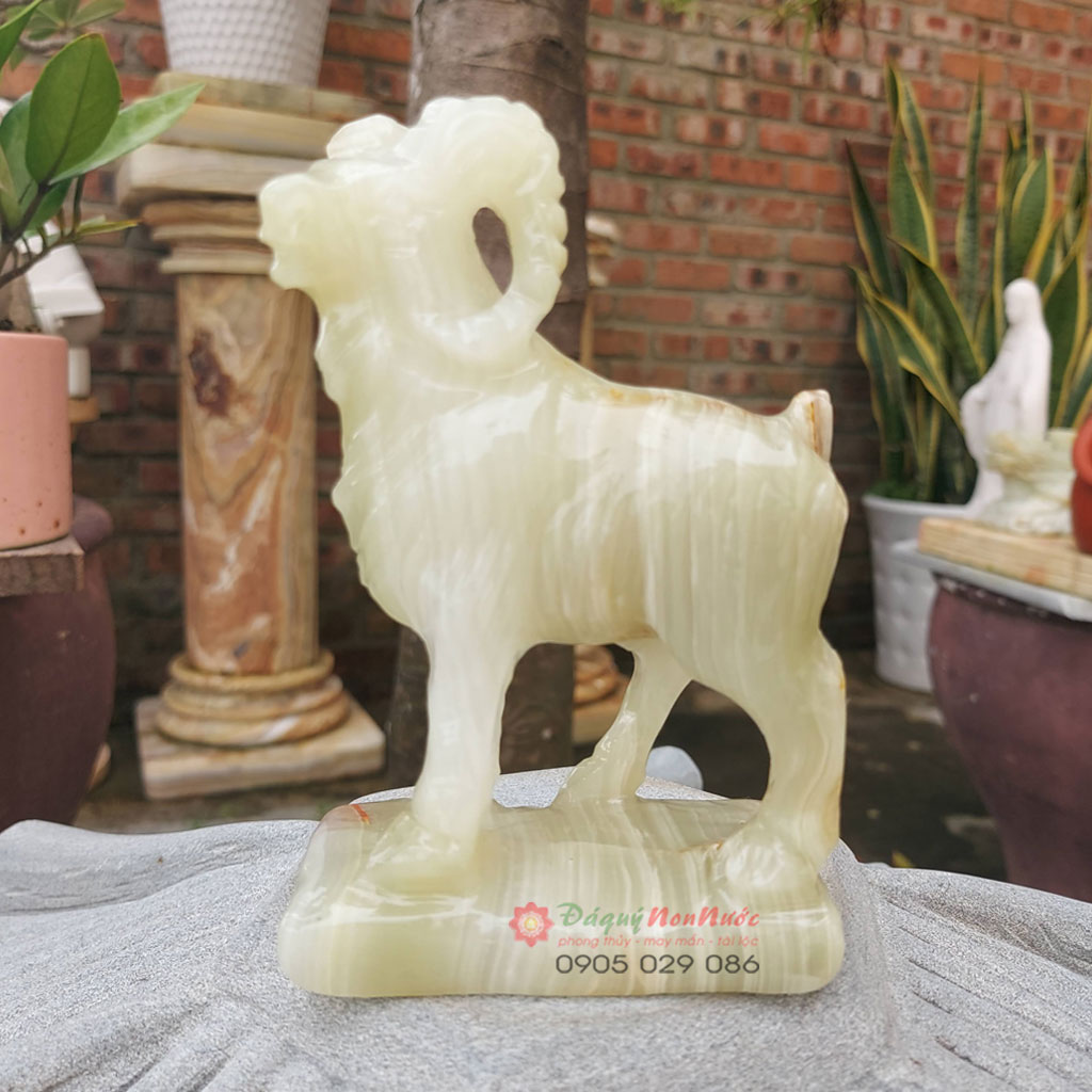 Tượng dê 12 con giáp phong thủy đá ngọc Pakistan 12cm - đá Non Nước
