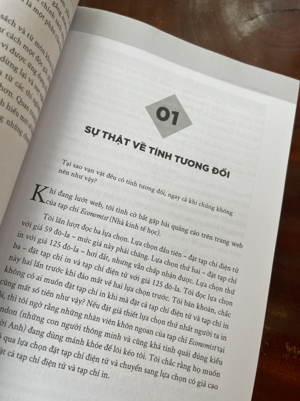 PHI LÝ TRÍ – Khám phá những động lực vô hình ẩn sau những quyết định của con người – Dan Ariely – Hồng Lê và Phương Lan dịch – Alphabooks – NXB Lao Động