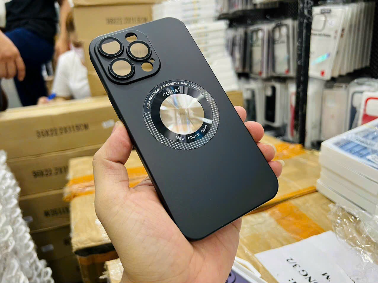 Ốp lưng dành cho iPhone 14 Pro Max / 14 Pro FILADA nhám hở Táo hỗ trợ sạc từ tính, chống vân tay, chống sốc