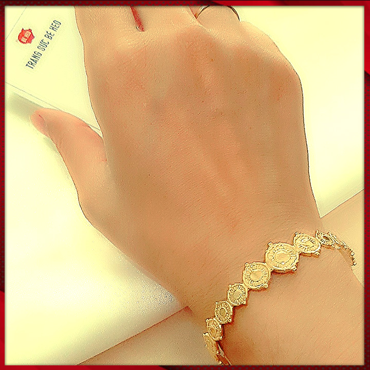 Vòng tay titan Trang sức Bé Heo BHLT208