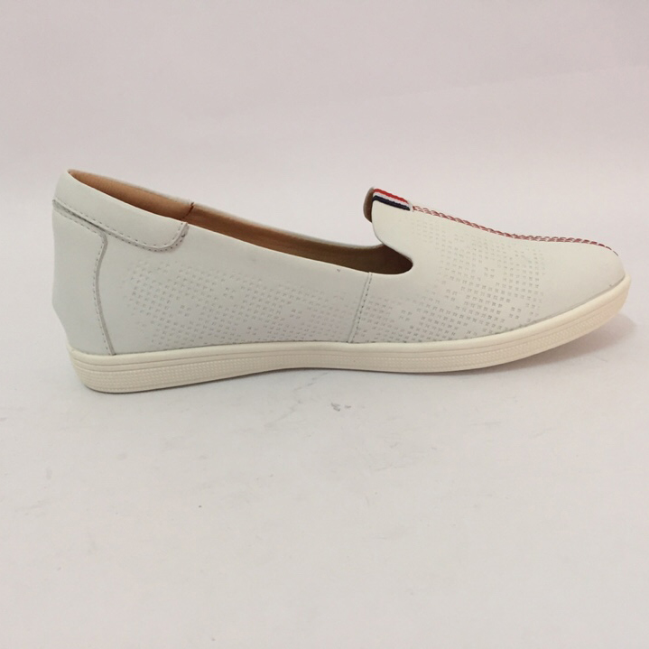 Giày slip on da lỗ kết hợp kẻ A13825