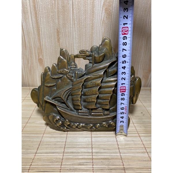 Thuyền buồm bằng đồng