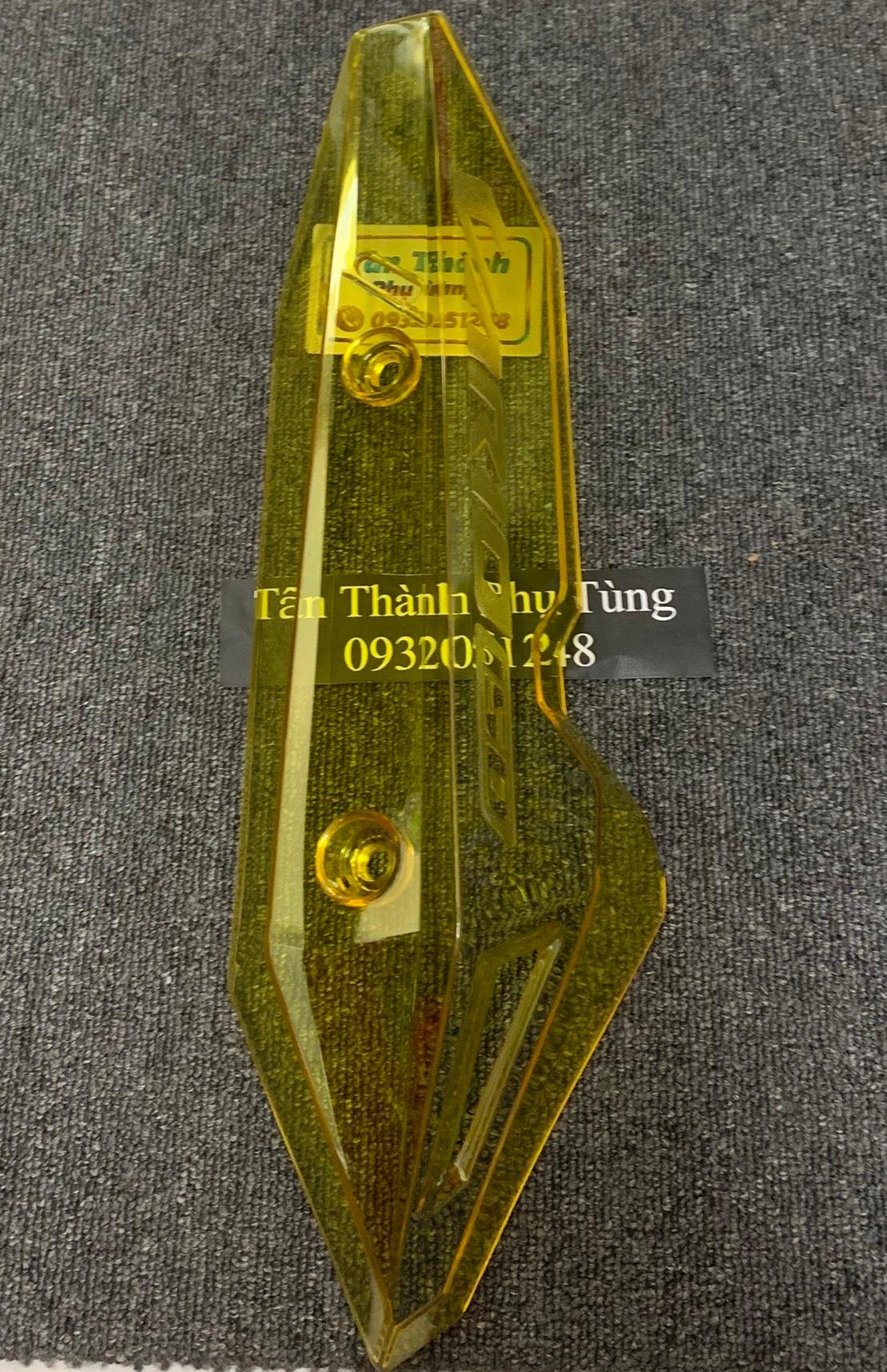 Ốp pô trong suốt dành cho xe Vario 2018 - 2020 - Màu Vàng