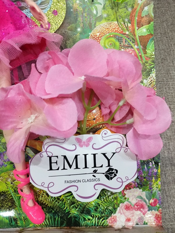 Bộ búp bê thời trang Emily QJ080C