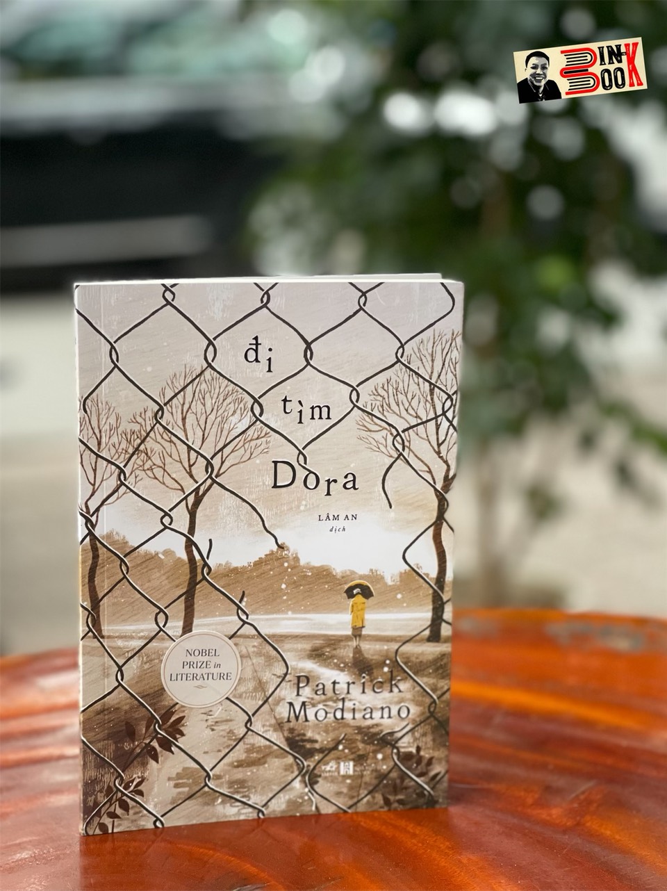 ĐI TÌM DORA – Patrick Modiano – Lâm An dịch – Nhã Nam – NXB Hà Nội