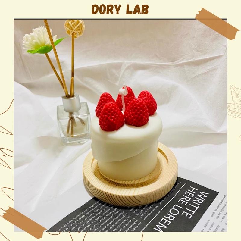 Nến Thơm Bánh Kem Dâu Tây Không Khói - Dory Lab