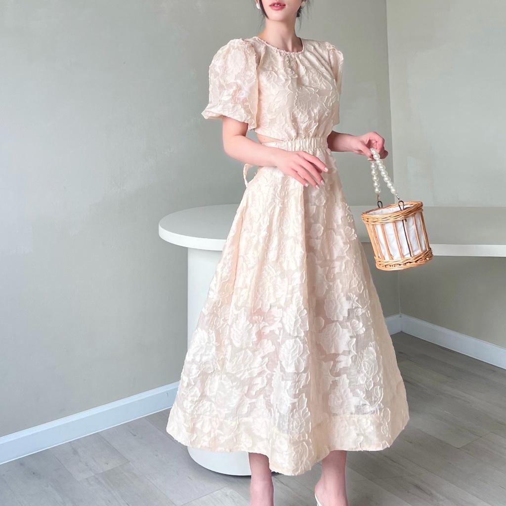 KIOBI - Đầm Cloudy form midi cổ tròn khoét eo, tùng xòe tay phồng, thắt dây eo, vải organza thêu be - KID2112179MB