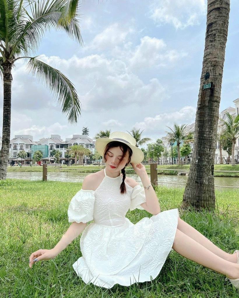 ĐẦM XOÈ GẤM CỔ YẾM 2 TẦNG 14054