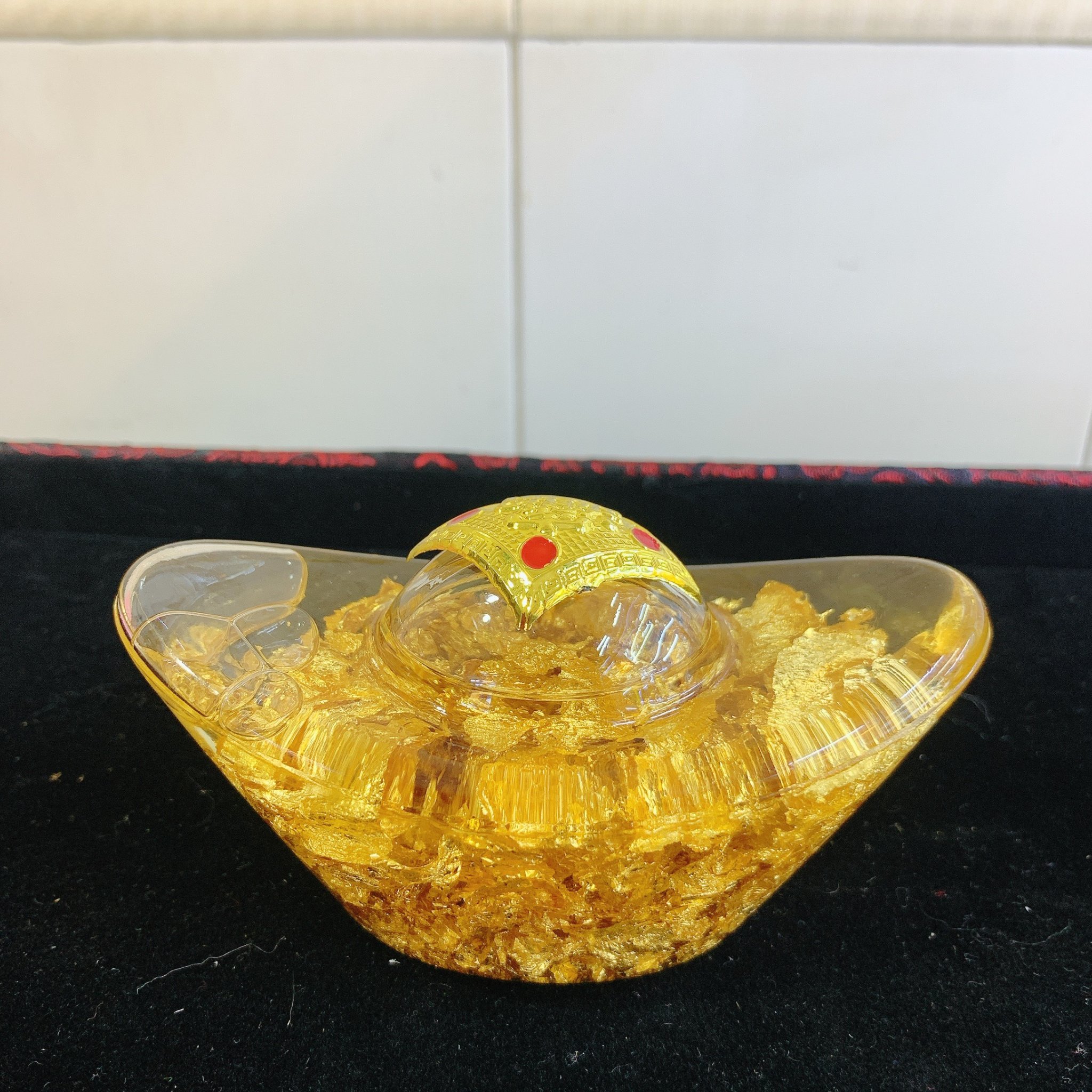 Thỏi Vàng Lá Thần Tài hút Tài Lộc Phong Thủy bằng Pha Lê Cao Cấp Đ.PK022-100