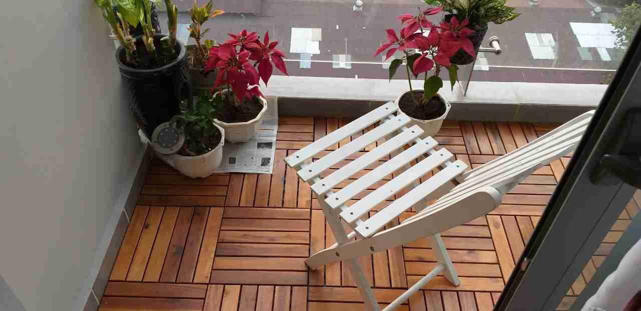 Bộ 30 tấm ván gỗ lót sàn 6 nan - nâu đỏ