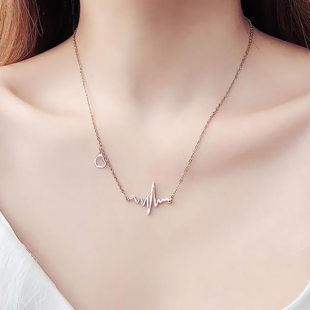 Dây chuyền nữ titan nhịp tim cách điệu trái tim rổng thép không gỉ trangsucpt có 3 màu sắc DCNUT12