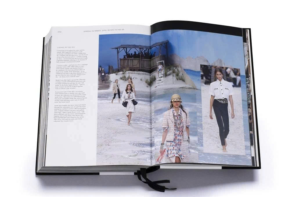 [SÁCH NGOẠI VĂN] CHANEL CATWALK: The complete collections – Mauries Patrick – Read Station