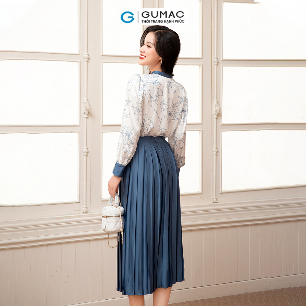 Áo lụa in hoa thời trang GUMAC AD10006