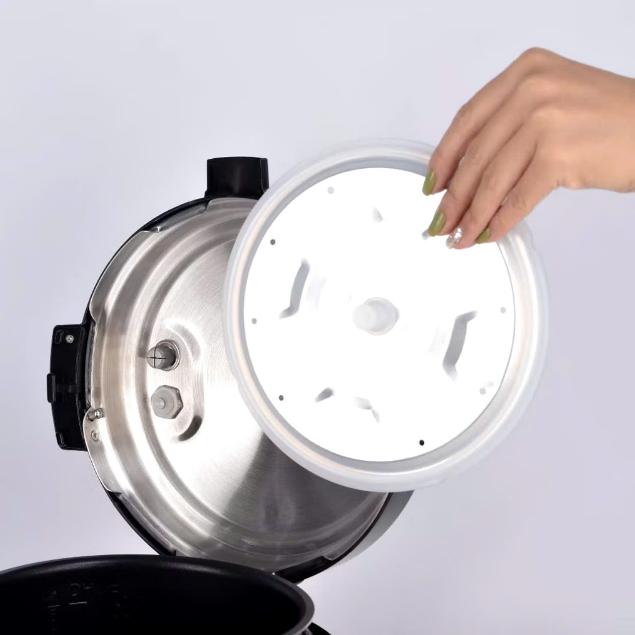 Nồi Áp Suất Điện Núm Vặn Cơ, Dung Tích 3L Bennix BN-25P, Bảo Hành 1 Năm hàng chính hãng