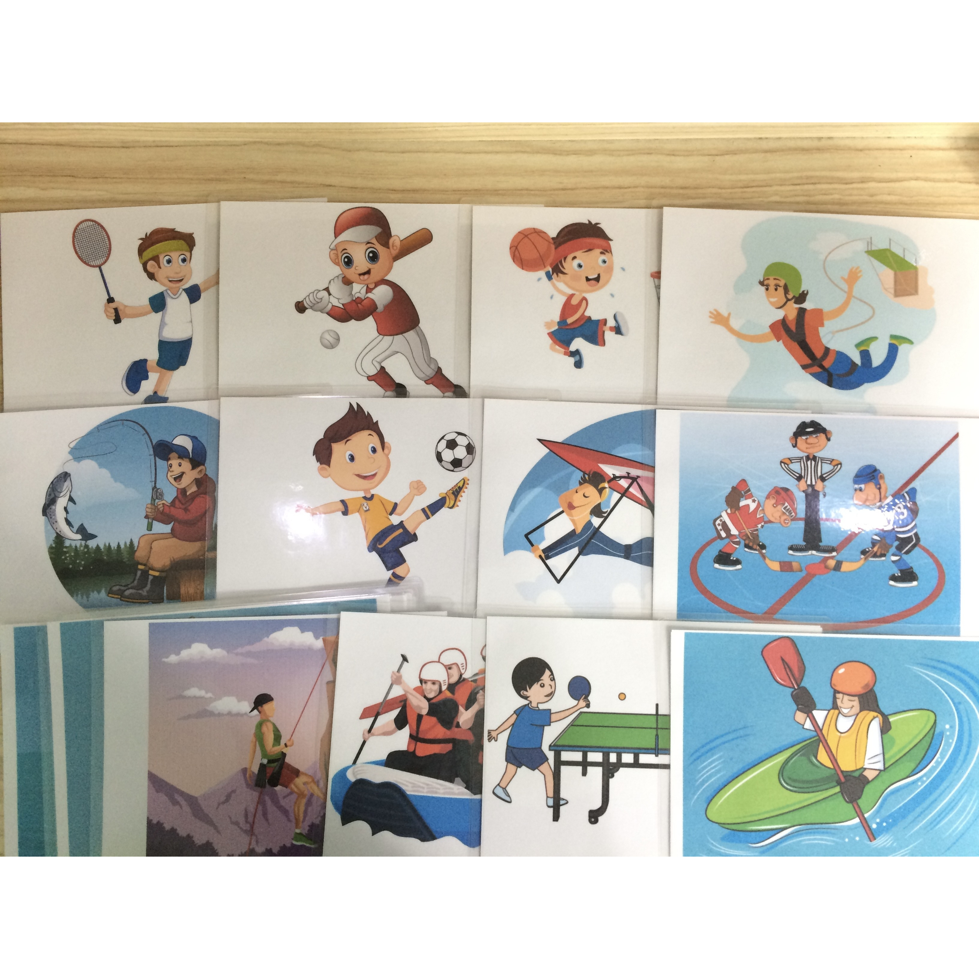 Sport Flashcards - Set 1 - Thẻ học tiếng Anh chủ đề Các môn thể thao - Bộ 1 (20 cards): Badminton, baseball, basketball, bungee jumping, fishing, football